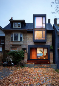 House In The Beach in Toronto by Drew Mandel Architects
