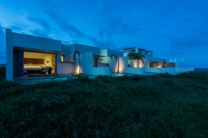 Casa Maaskant in St. Lucia by John Hix Architect