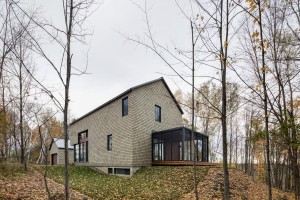 KL House in North Hatley, Québec by Bourgeois / Lechasseur Architects