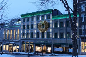 The illumination of the headquarter of La Maison Simons in Old Québec. Photo: Ombrages